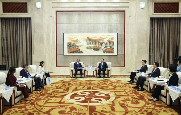 炒股配资评测网 王忠林会见柬埔寨副首相兼教育、青年和体育部大臣韩春那洛 共享机遇 深化合作 为构建新时代全天候中柬命运共同体贡献力量